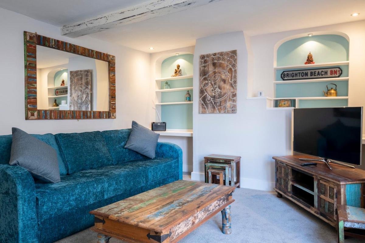 3-bedroom In The Heart Of Brighton's Lanes Apartment *