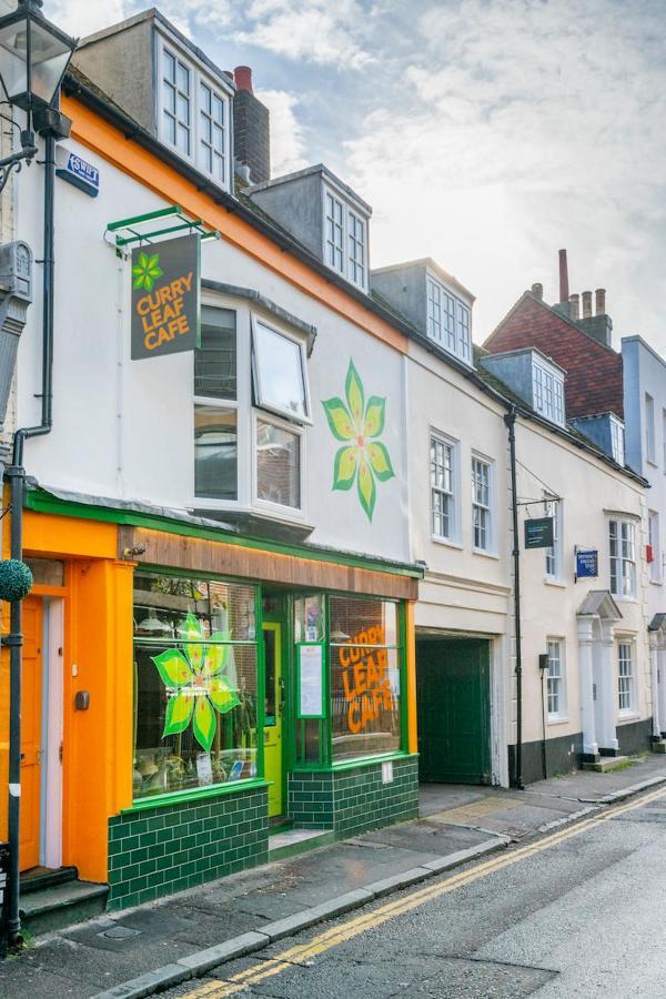 3-bedroom In The Heart Of Brighton's Lanes
